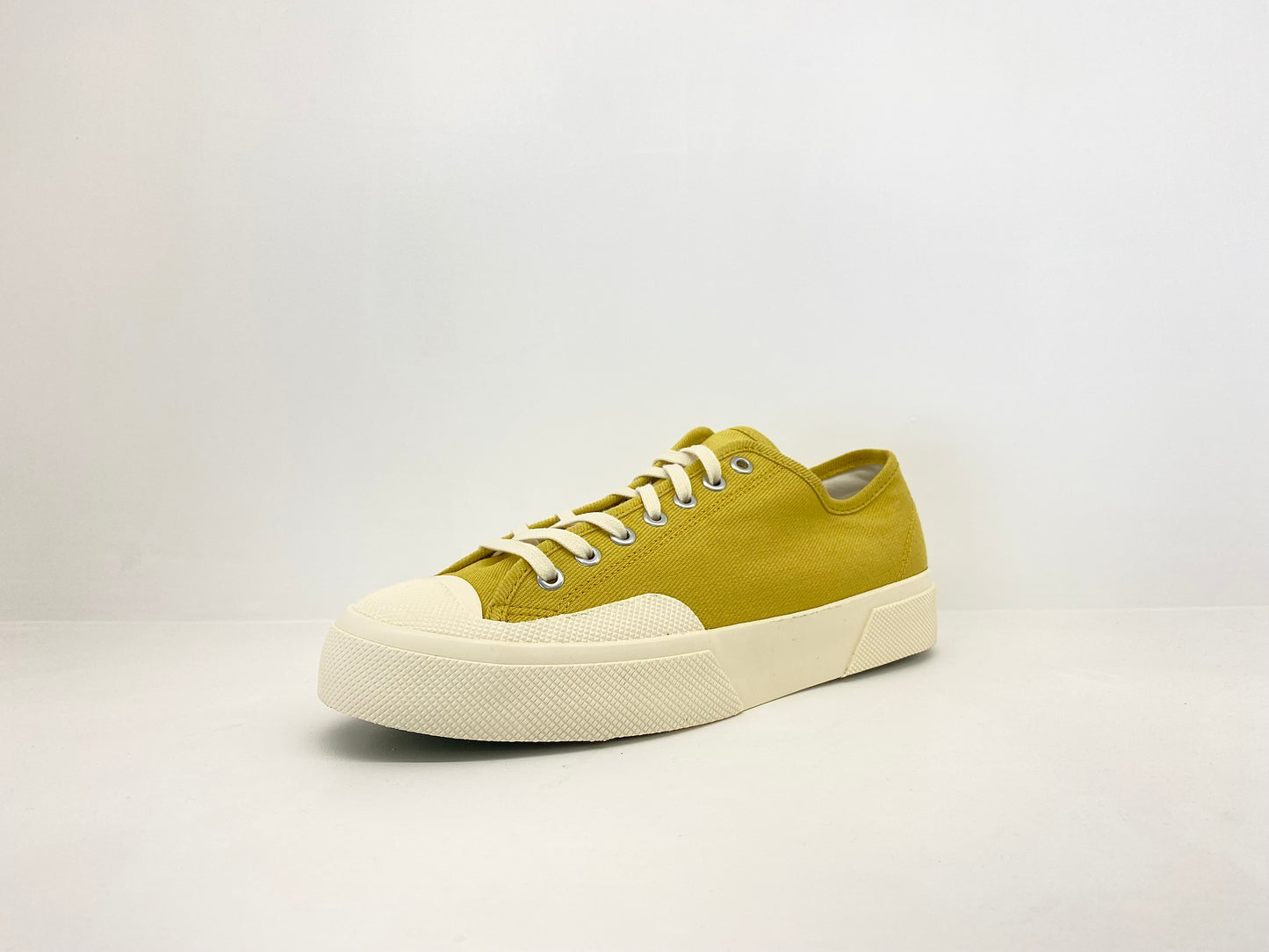 Superga Artifact