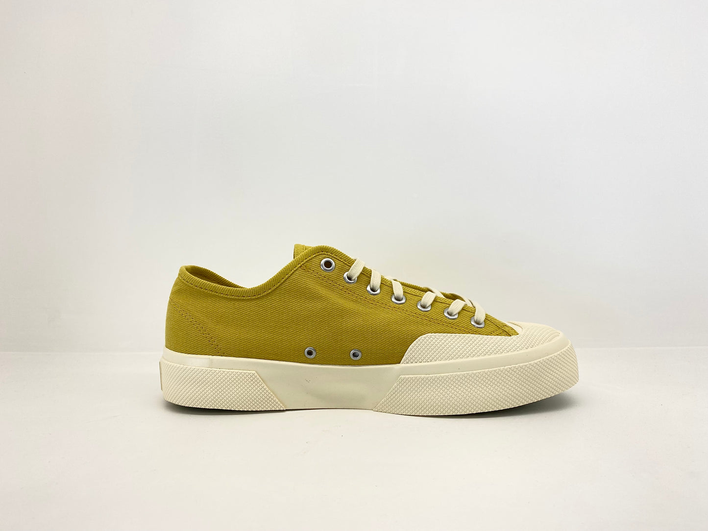 Superga Artifact